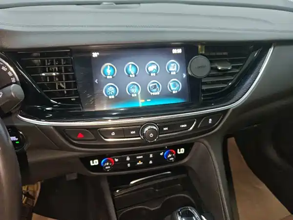 Buick Regal 2020