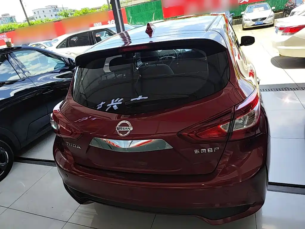 Nissan Tiida 2024