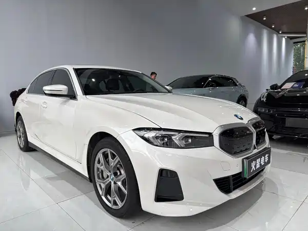BMW i3 2024