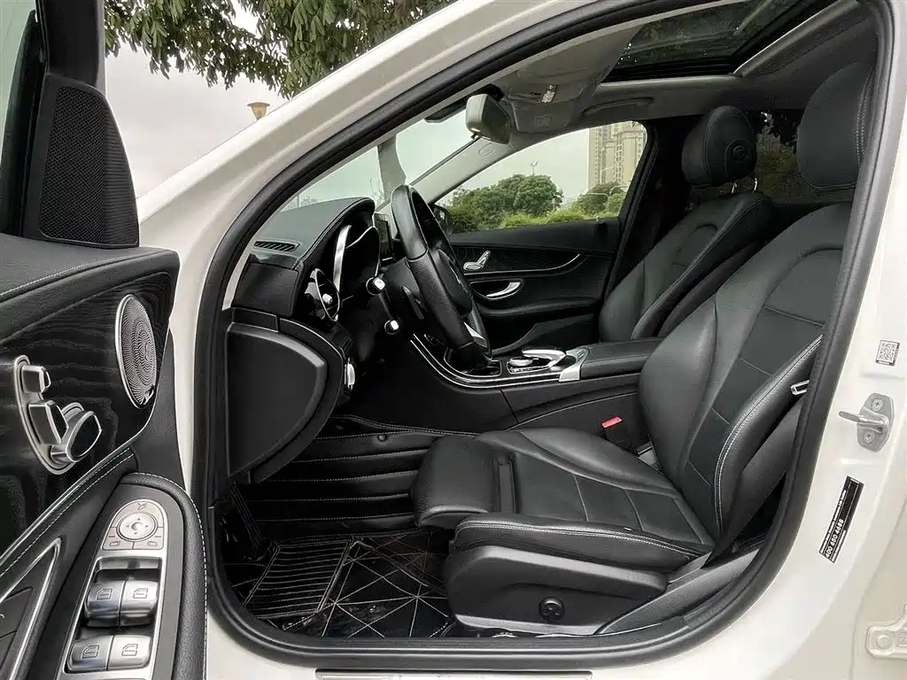 Mercedes-Benz C-Class 2018