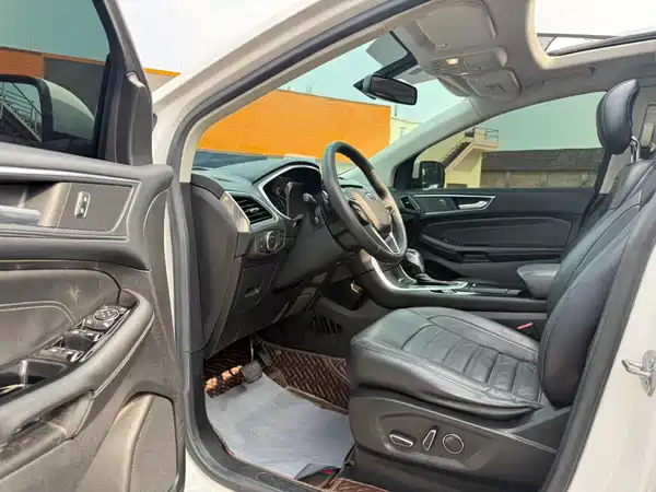 Ford Edge 2016