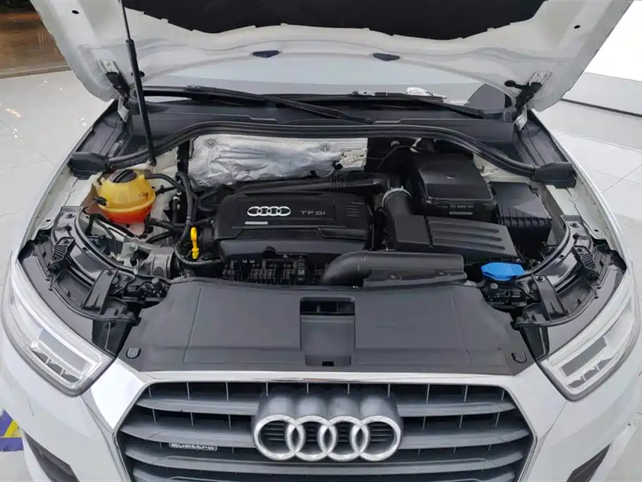 Audi Q3 2016 — фото 10
