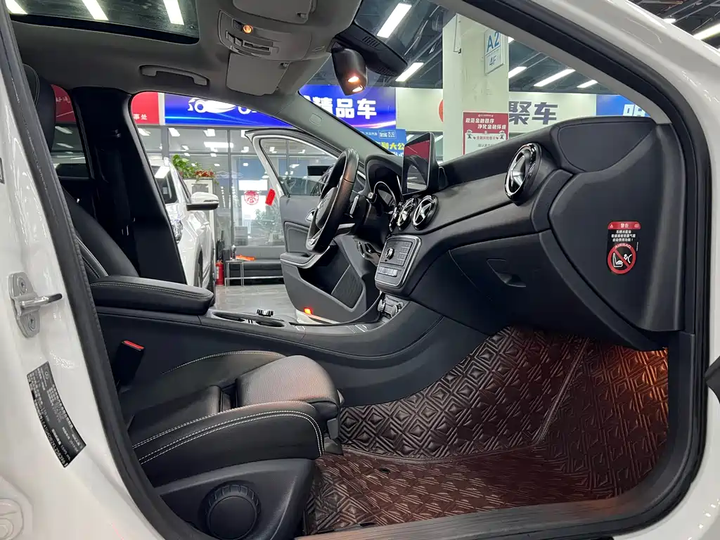 Mercedes-Benz GLA 2019 — фото 21