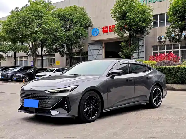 Changan UNI-V 2022