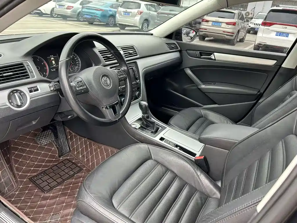 Volkswagen Passat 2015 — фото 12