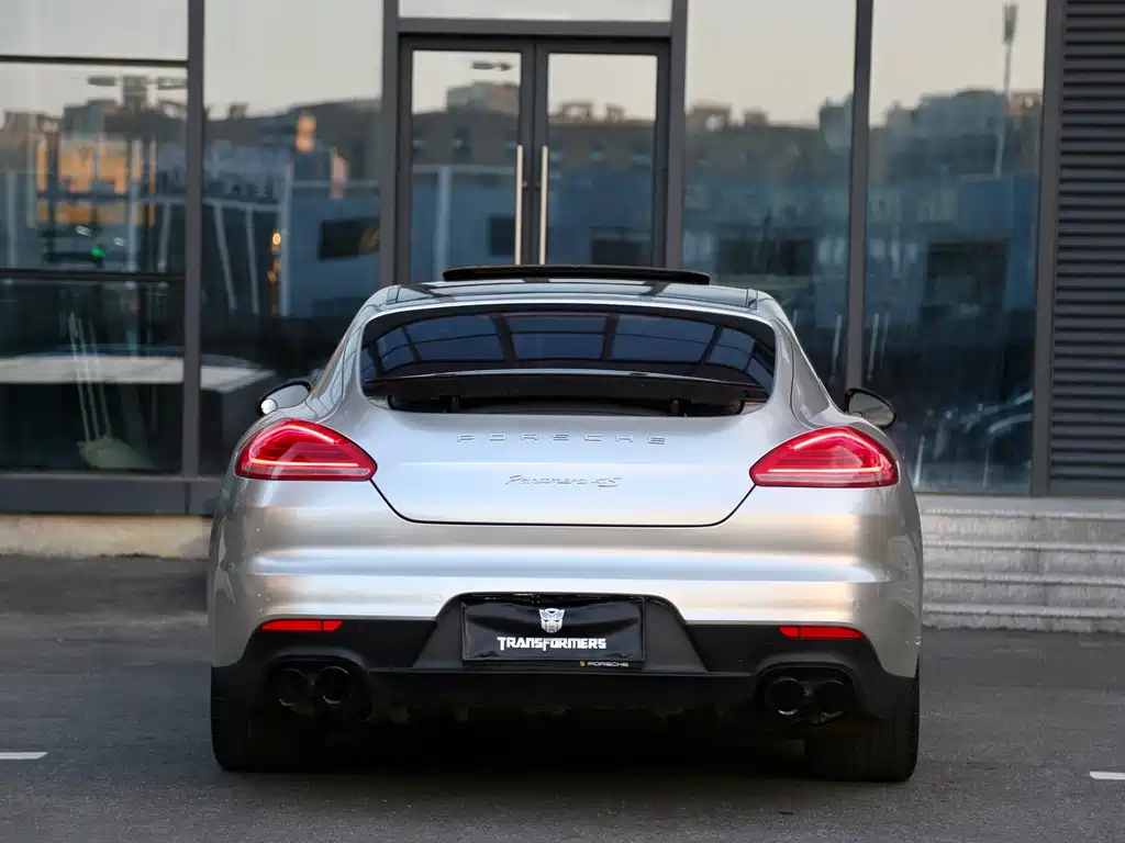 Porsche Panamera 2015 — фото 18