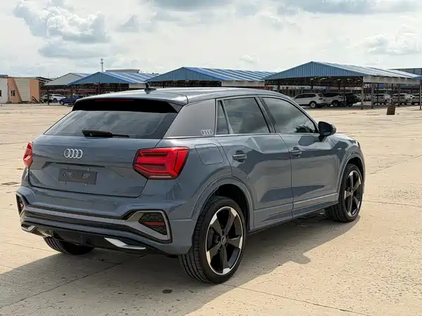 Audi Q2L 2022
