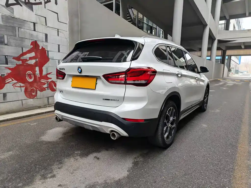 BMW X1 2022 — фото 4