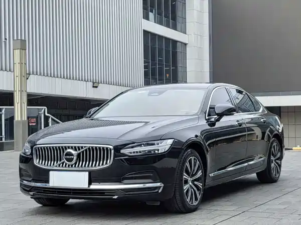 Volvo S90 2022