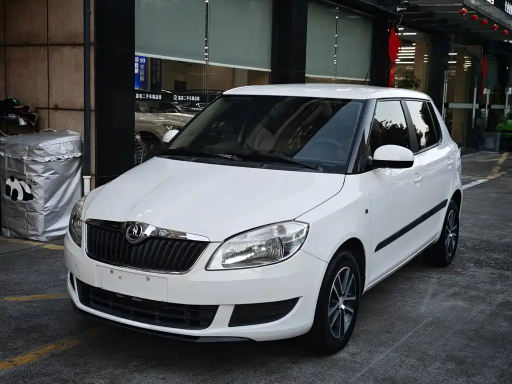 Skoda TECHART 2015 — фото 1