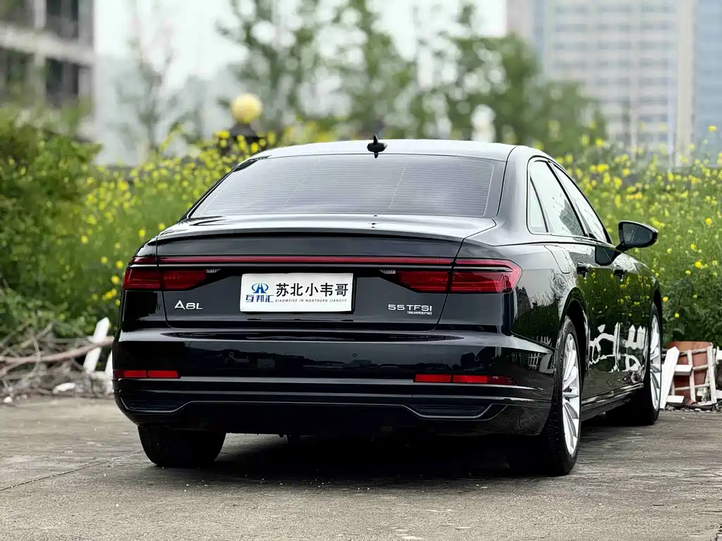 Audi A8 2021