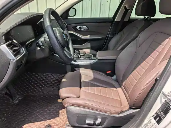 BMW 3 Series 2021