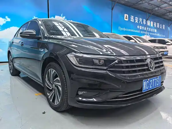 Volkswagen Sagitar 2021