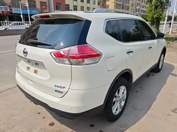 Nissan X-Trail 2014