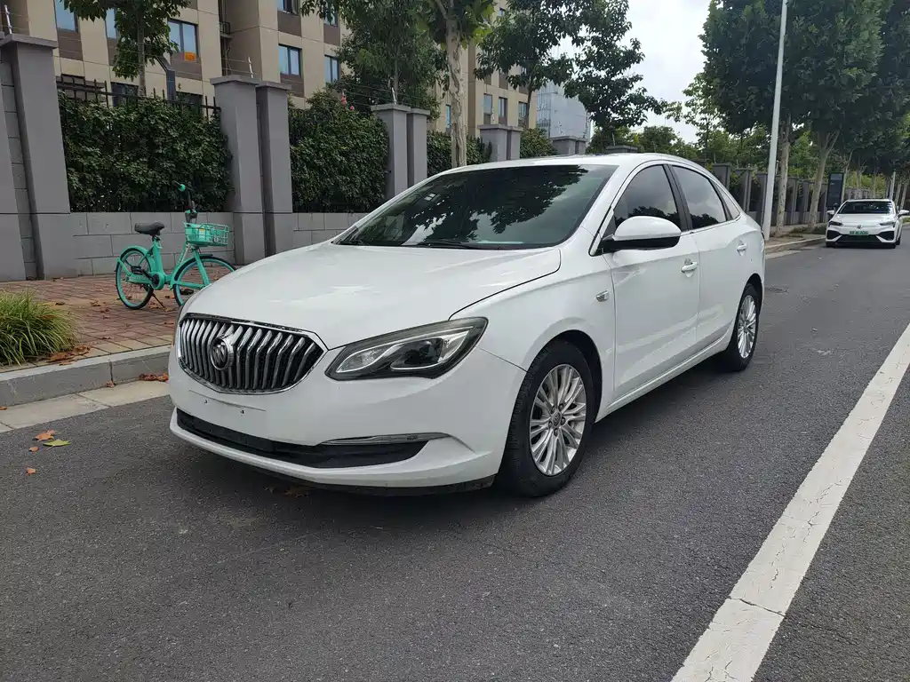 Buick Excelle 2015 — фото 1