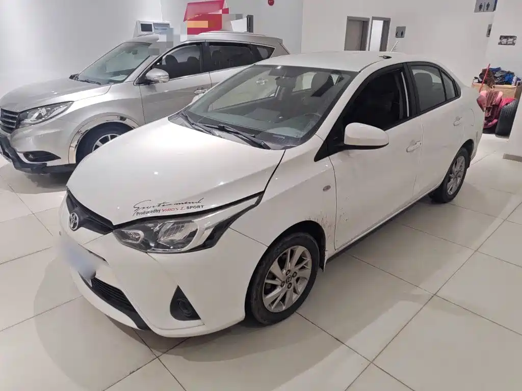 Toyota Yaris L 2018 — фото 1