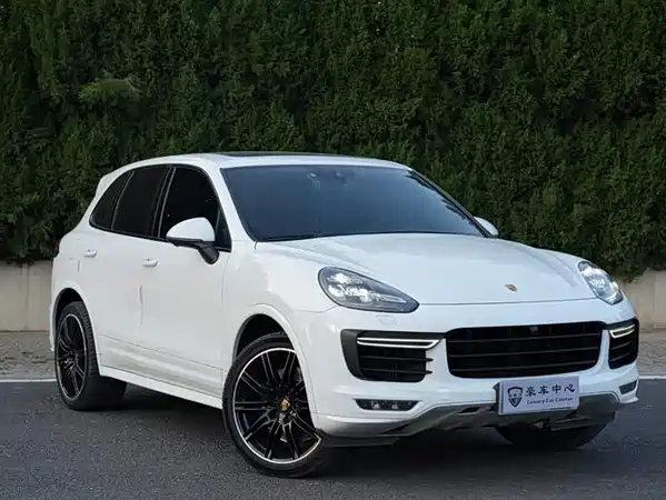 Porsche Cayenne 2016