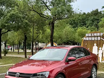 Volkswagen Sagitar 2012