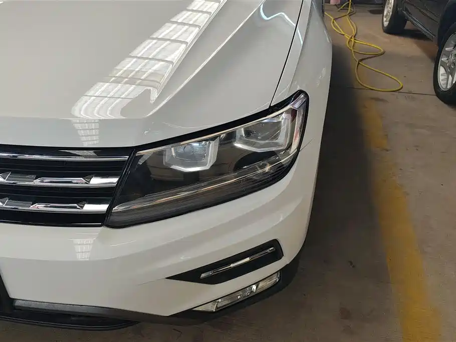 Volkswagen Tiguan L 2018 — фото 5