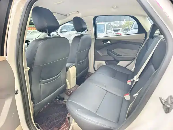 Ford Focus 2015