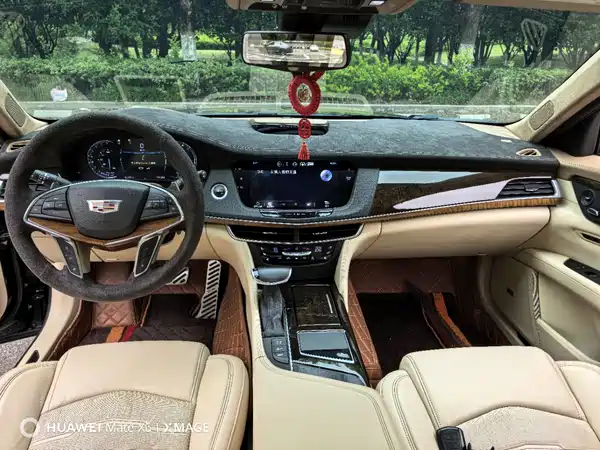 Cadillac CT6 2016