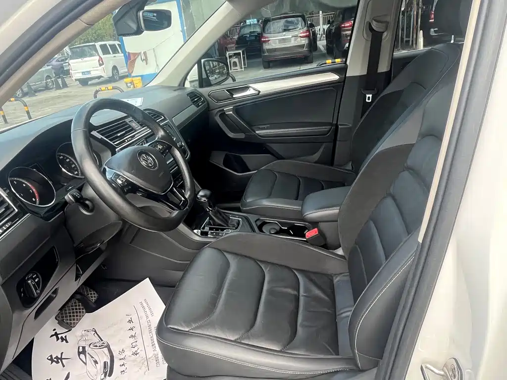 Volkswagen Tiguan L 2018 — фото 14