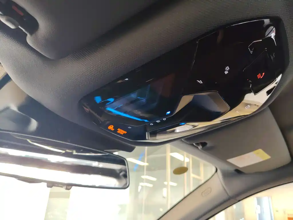 BMW i5 2025 — фото 11