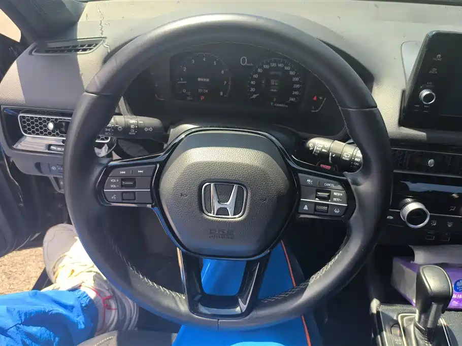 Honda Civic 2023 — фото 15