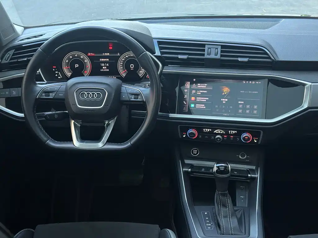 Audi Q3 2023 — фото 14