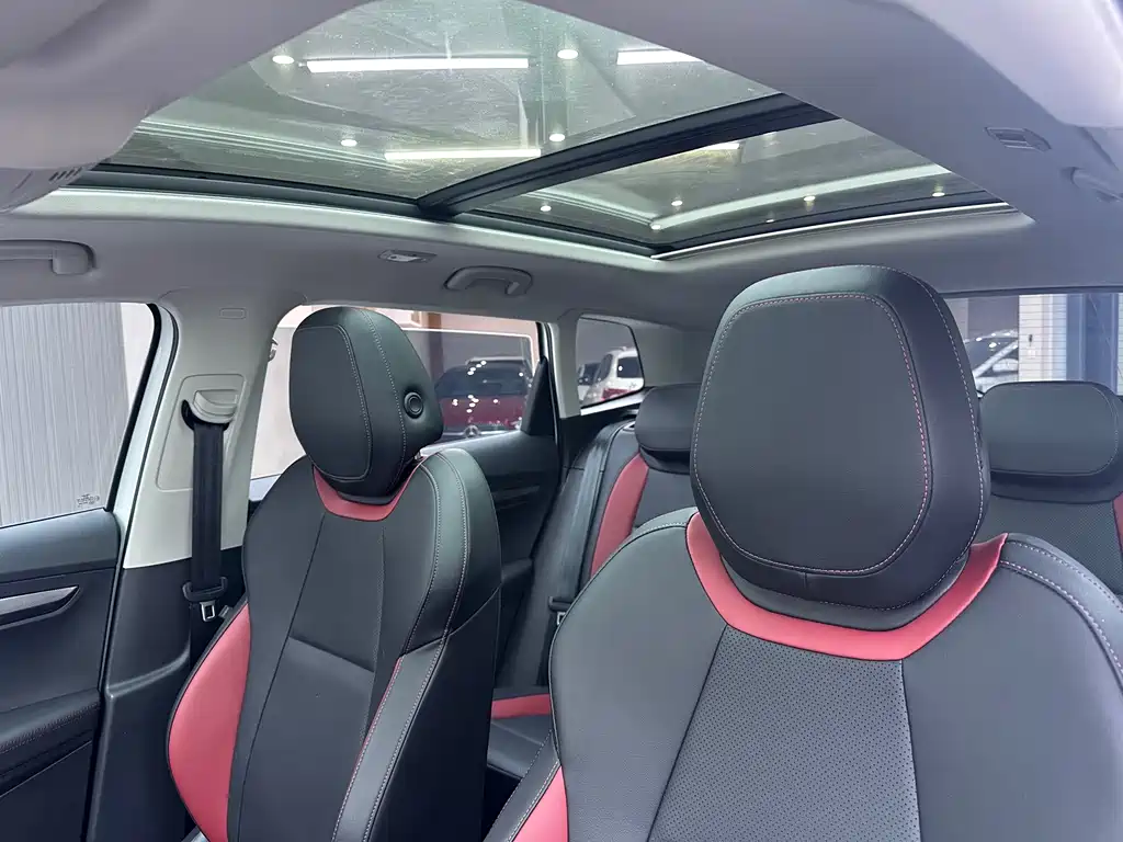 Skoda Karoq 2024 — фото 15