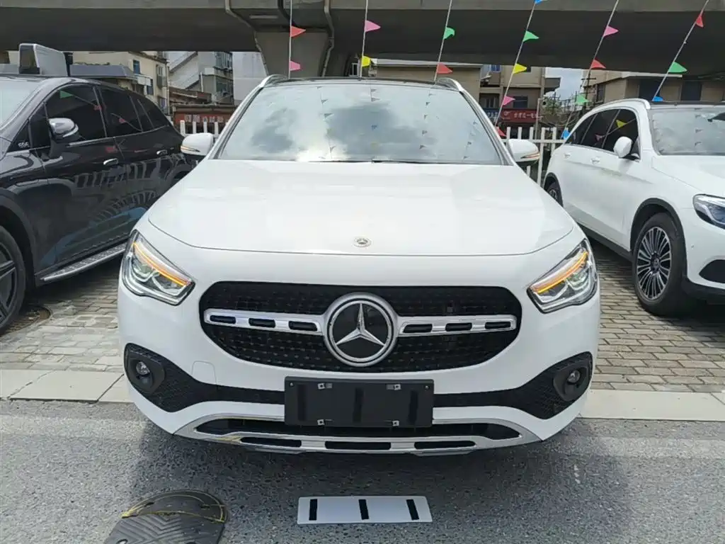 Mercedes-Benz GLA 2023 — фото 3