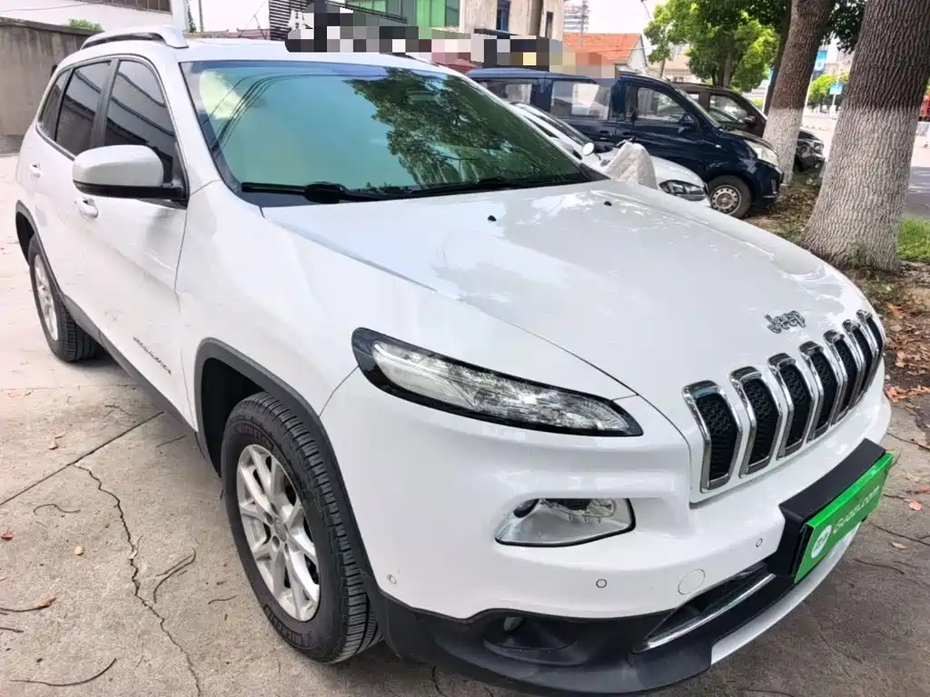 Jeep Cherokee 2017 — фото 4