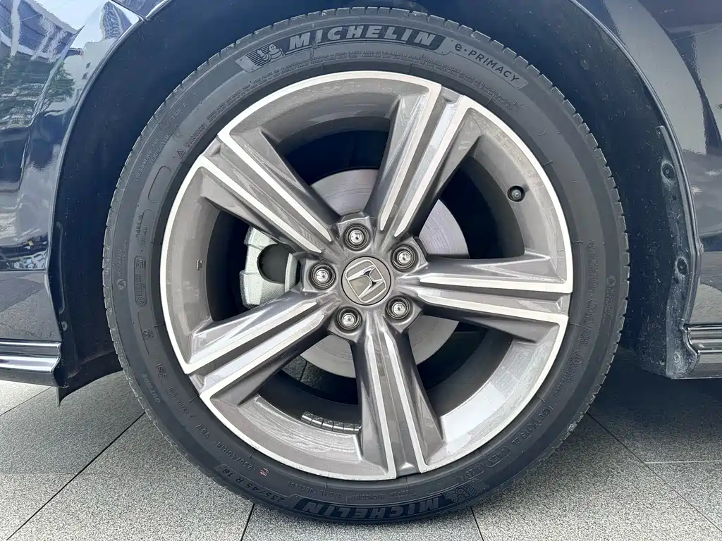 Honda Accord 2023 — фото 15