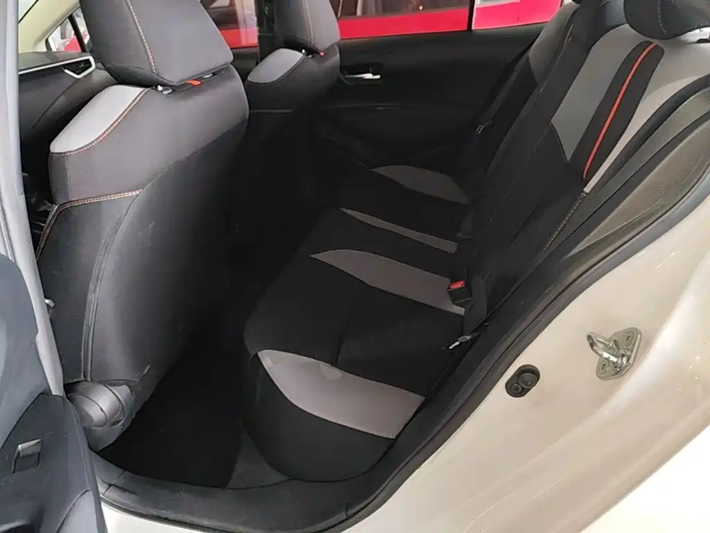 Toyota Corolla 2023 — фото 17