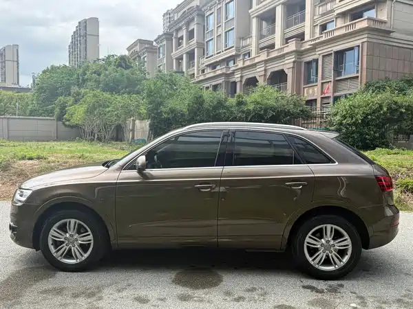 Audi Q3 2015