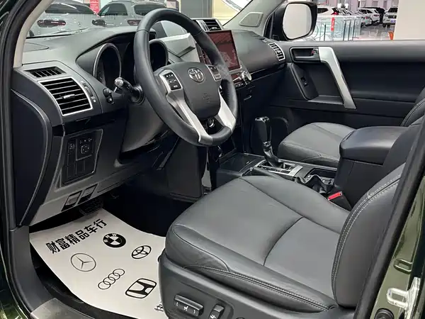 Toyota Prado 2016
