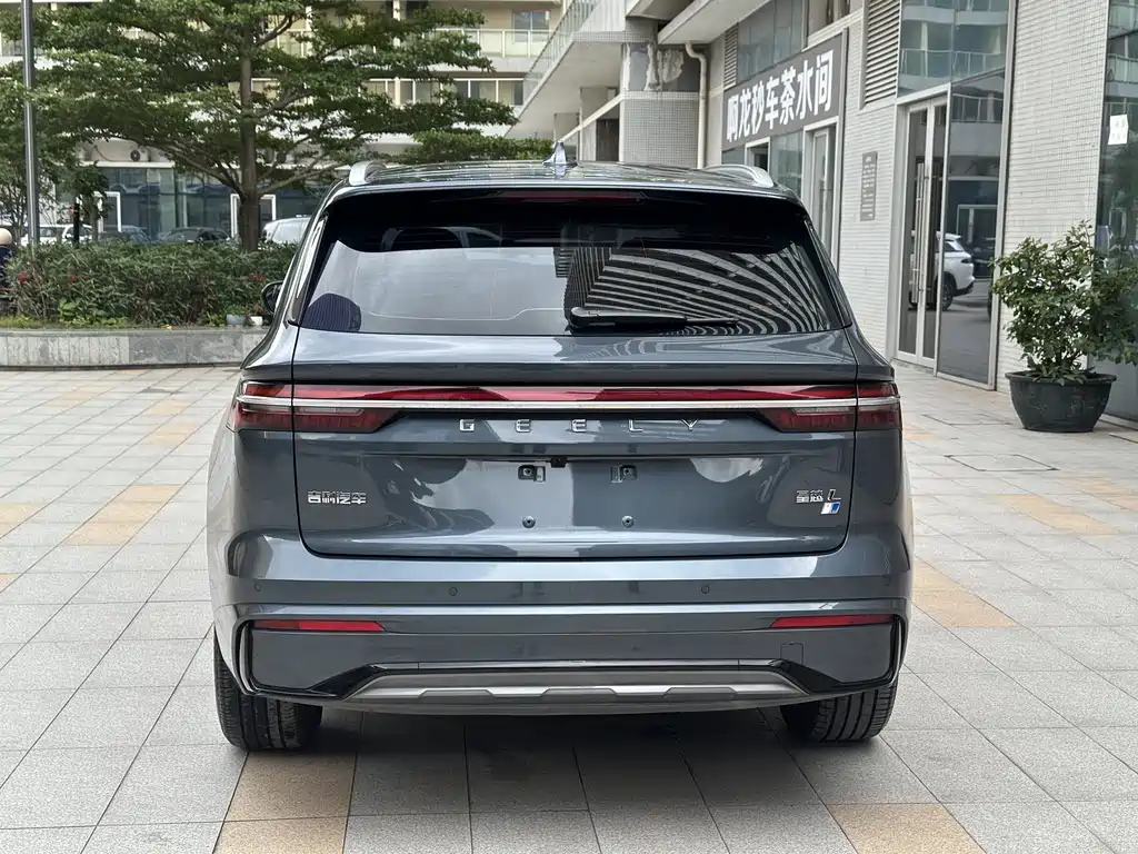 Geely Xingyue L 2023 — фото 12