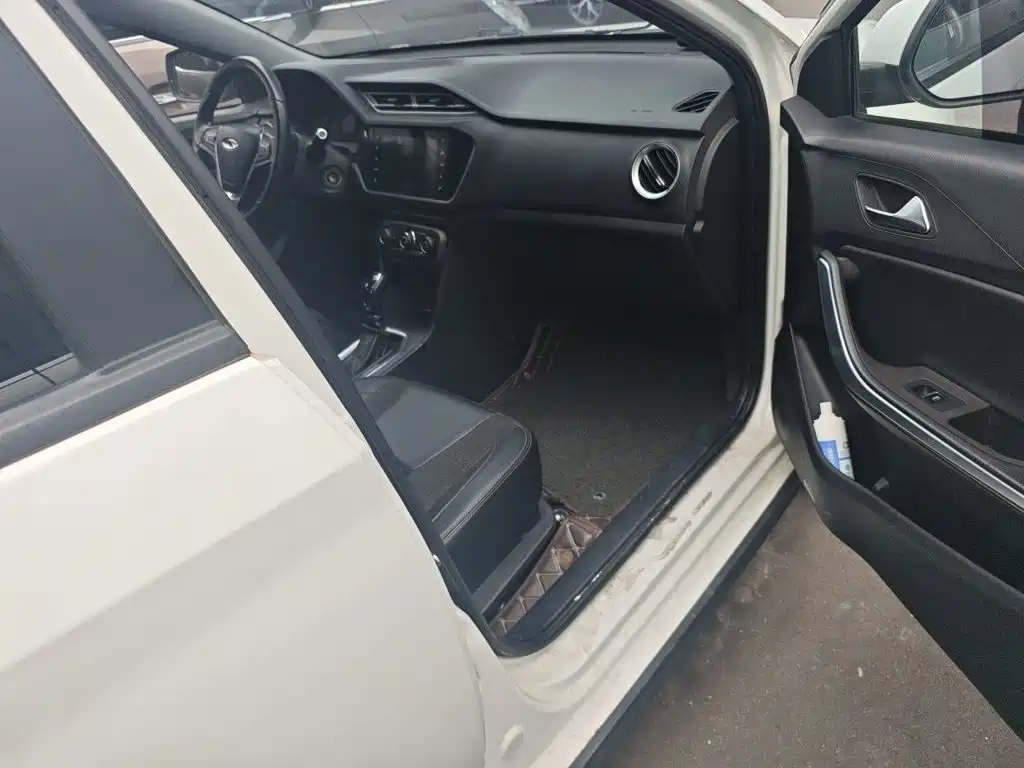 Chery Tiggo 3x 2019 — фото 19