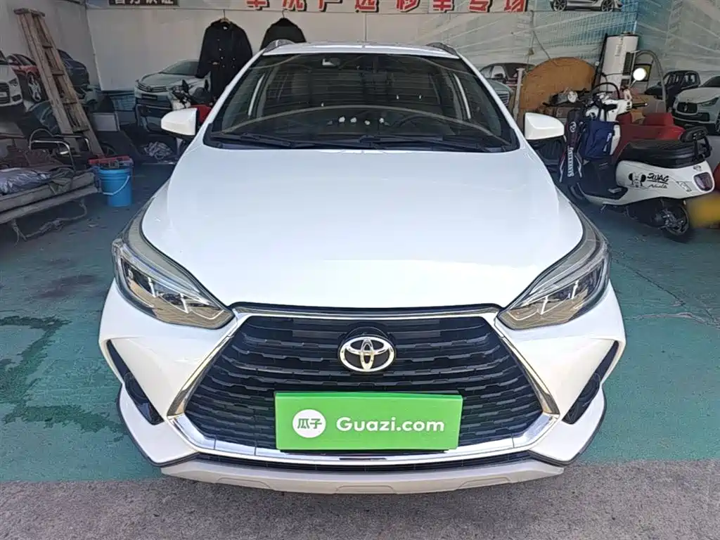 Toyota Yaris L 2020 — фото 3