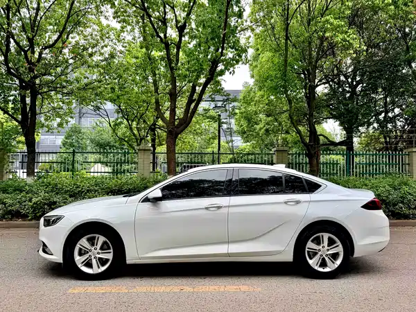 Buick Regal 2019