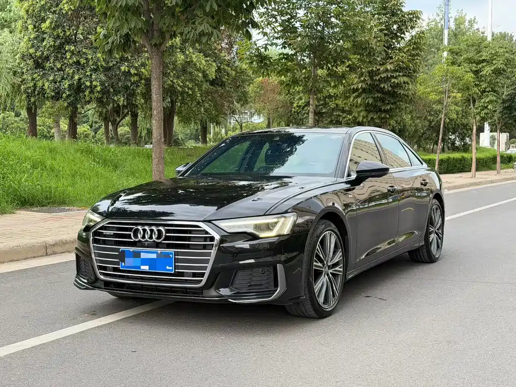 Audi A6L 2020 — фото 1
