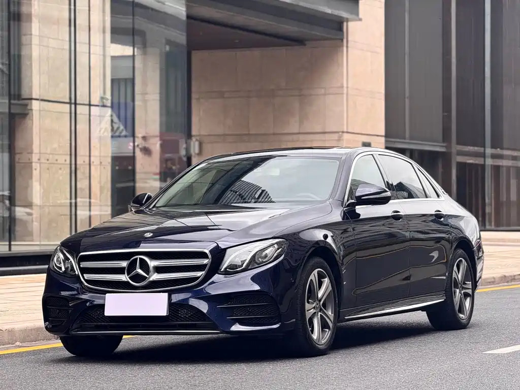 Mercedes-Benz E-Class 2019 — фото 1