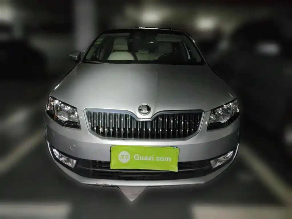 Skoda Octavia 2014 — фото 24