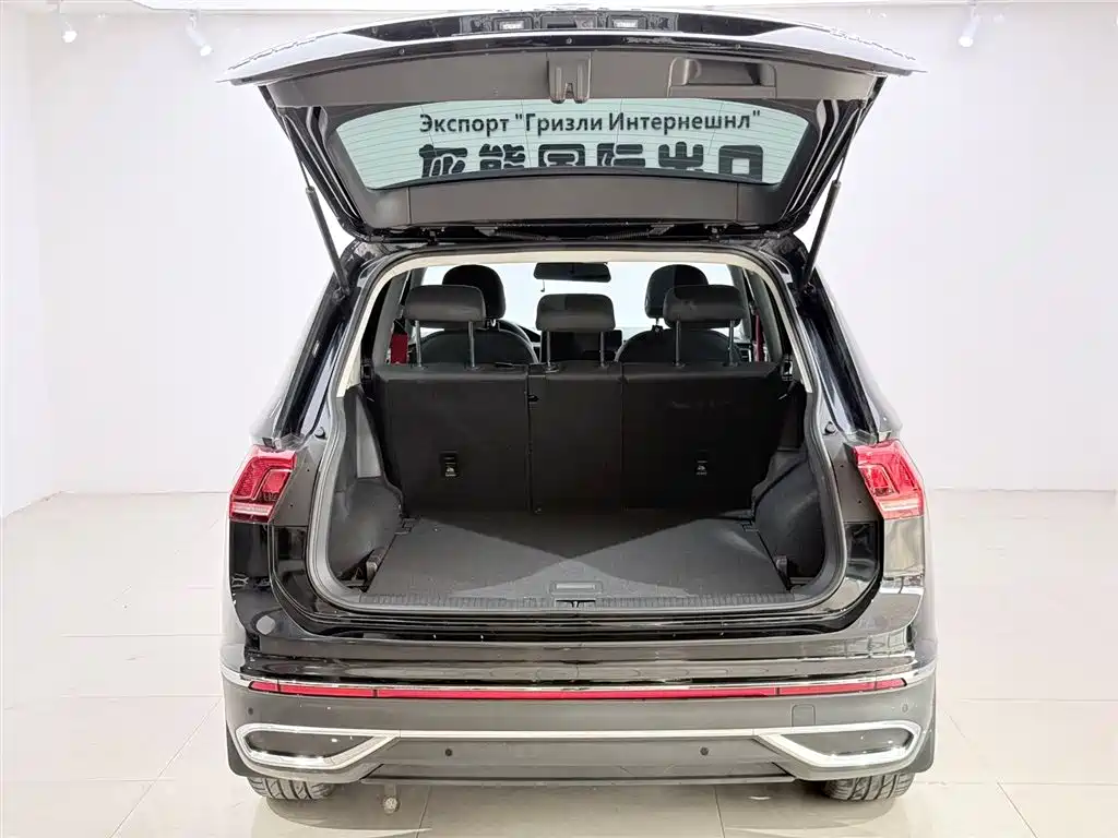 Volkswagen Tiguan L 2023 — фото 14