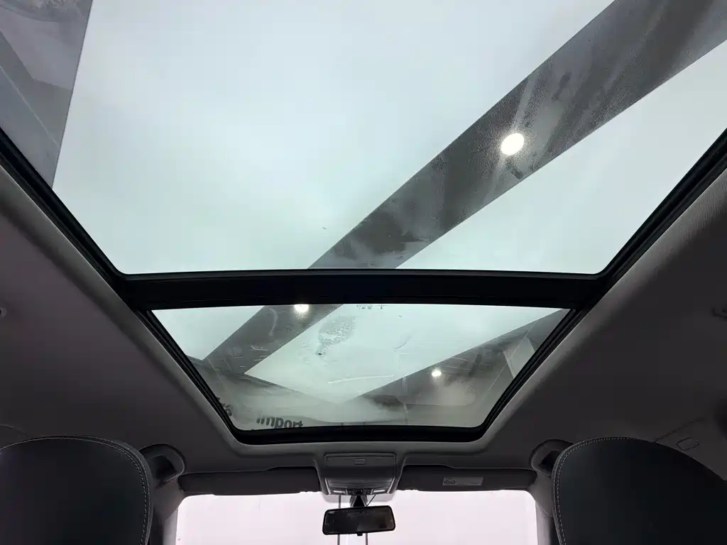 Volkswagen Tiguan L 2023 — фото 18