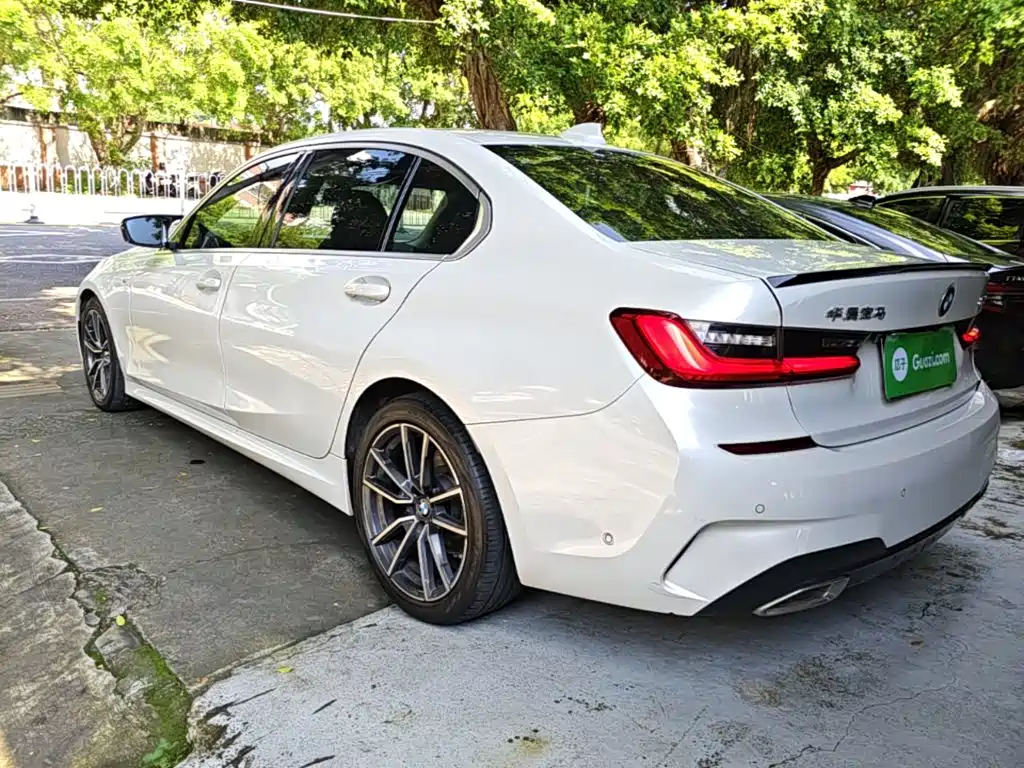 BMW 3 Series 2020