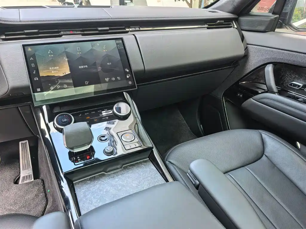 Land Rover Range Rover Sport New Energy 2025 — фото 7