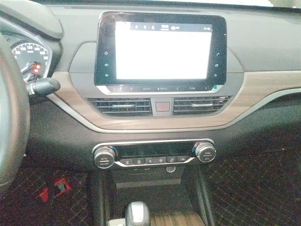 Nissan Teana 2022 — фото 10