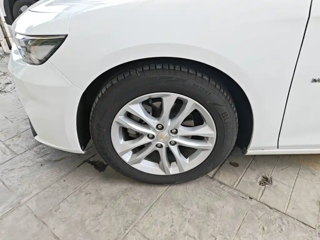 Chevrolet Malibu XL 2018 — фото 23