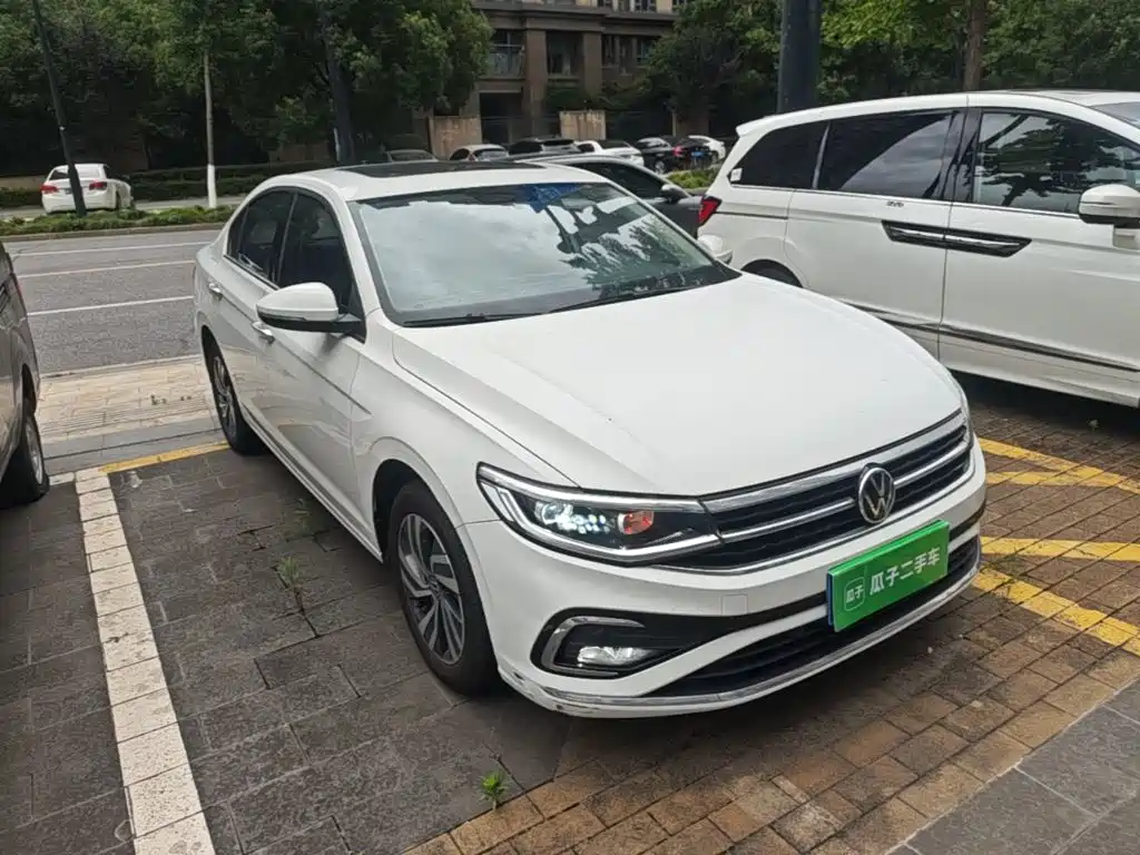 Volkswagen Bora 2023